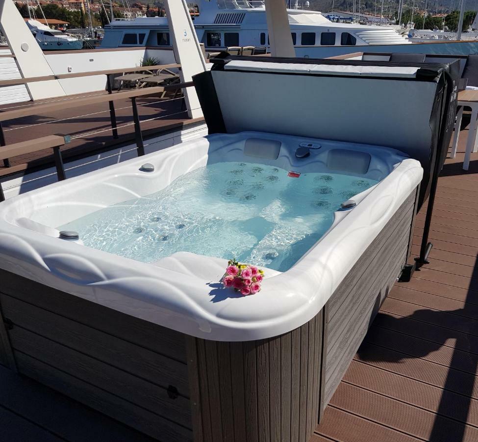Floating House Marina Royal Villa Portorož Exterior foto